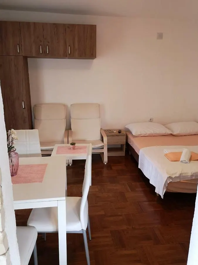 Luka Apartment Krk Town